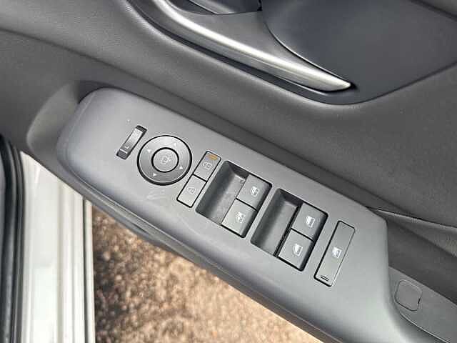 Hyundai KONA 160kW Ultimate 65kWh 5dr Auto White