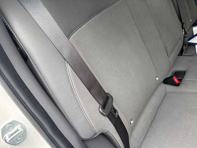 Hyundai KONA 160kW Ultimate 65kWh 5dr Auto White