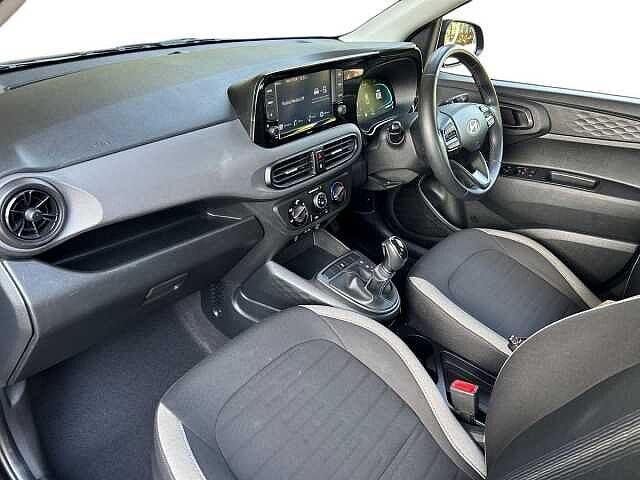 Hyundai i10 1.2 Advance 5dr Auto