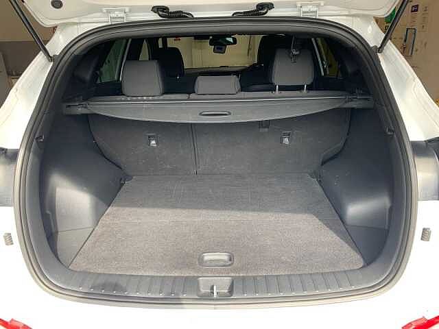 Hyundai TUCSON 1.7 CRDi Blue Drive Go SE 5dr 2WD White