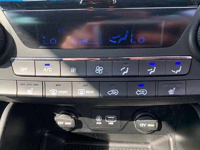 Hyundai TUCSON 1.7 CRDi Blue Drive Go SE 5dr 2WD White