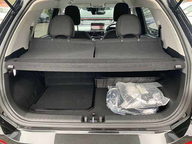Hyundai INSTER 85kW 02 49kWh 5dr Auto Black