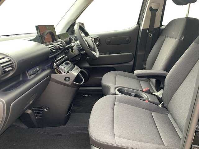 Hyundai INSTER 85kW 02 49kWh 5dr Auto Black