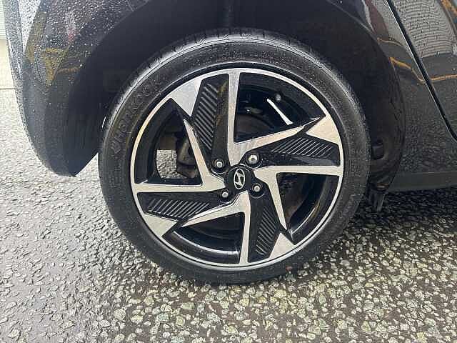 Hyundai i10 1.0 [63] Premium 5dr Auto [Nav]