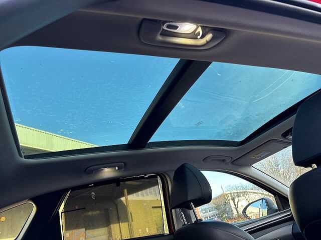 Hyundai Tucson 1.6 TGDi Plug-in Hybrid Ultimate 5dr 4WD Auto