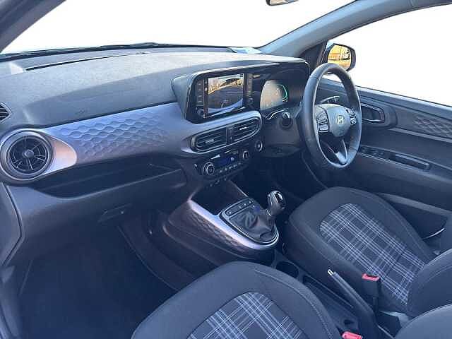 Hyundai i10 1.2 [79] Premium 5dr Auto [Nav]