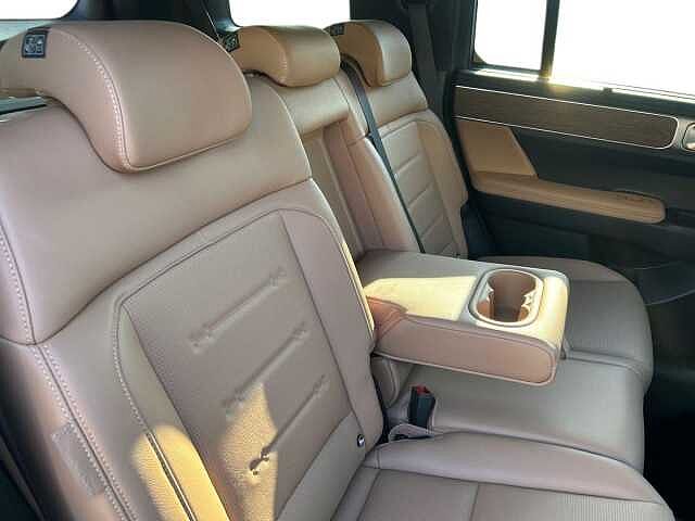 Hyundai Santa Fe 1.6 TGDi Plug-in Hybrid Ultimate 5dr 4WD Auto