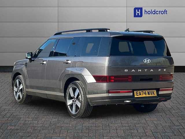 Hyundai Santa Fe 1.6 TGDi Plug-in Hybrid Ultimate 5dr 4WD Auto
