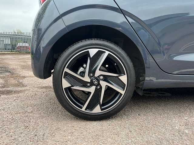 Hyundai i10 1.2 [79] Premium 5dr Auto [Nav]