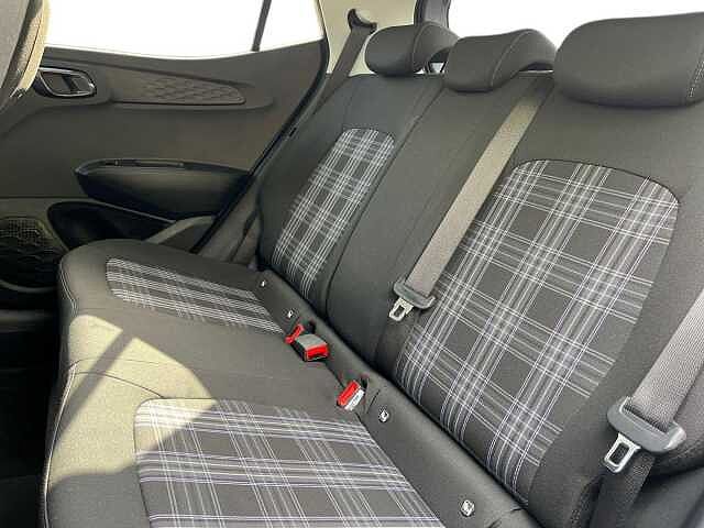 Hyundai i10 1.0 [63] Premium 5dr Auto [Nav]