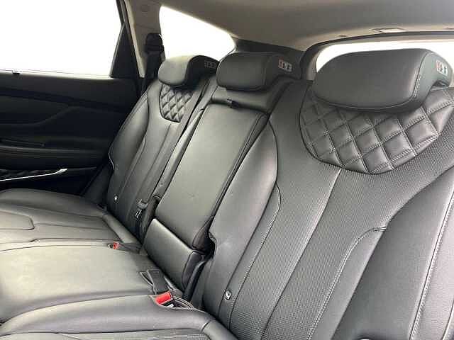 Hyundai Santa Fe 1.6 TGDi Hybrid Ultimate 5dr 4WD Auto