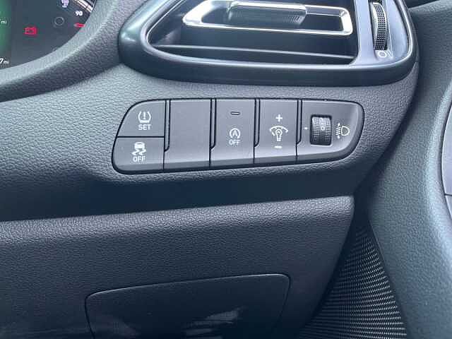 Hyundai i30 Fastback 1.5T GDi N Line 5dr