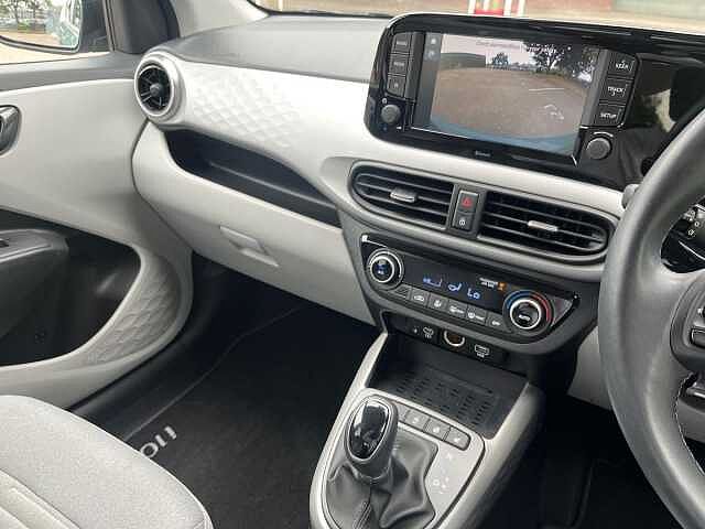 Hyundai i10 1.2 MPi Premium 5dr Auto