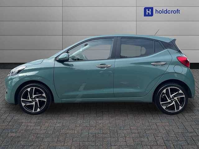 Hyundai i10 1.2 MPi Premium 5dr Auto