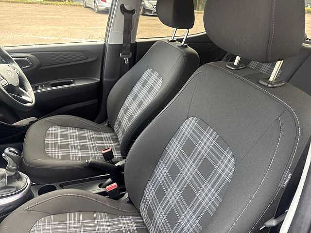 Hyundai I10 1.2 [79] Premium 5dr Auto [Nav] Black