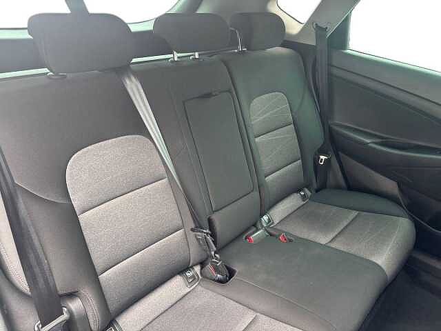 Hyundai TUCSON 1.6 GDi SE Nav 5dr 2WD Black
