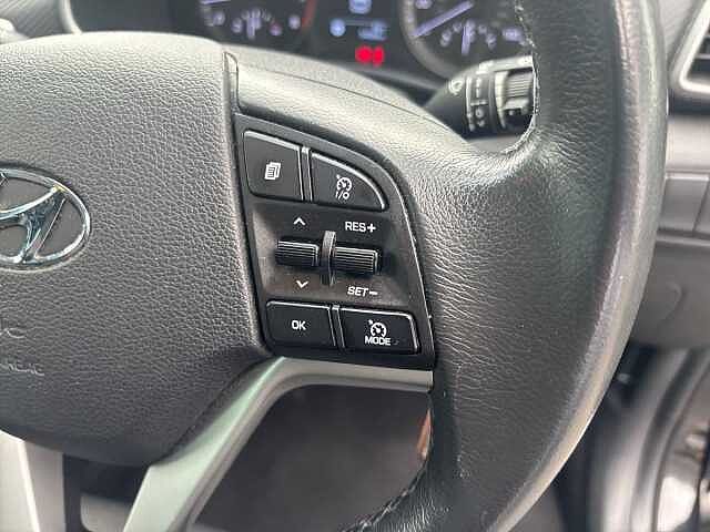 Hyundai TUCSON 1.6 GDi SE Nav 5dr 2WD Black