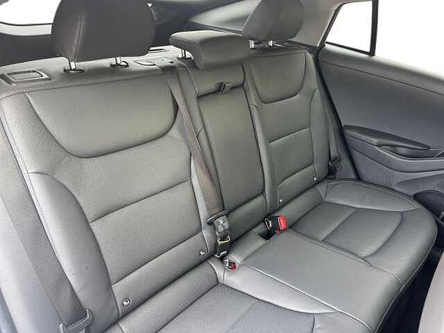Hyundai Ioniq 1.6 GDi Hybrid Premium SE 5dr DCT