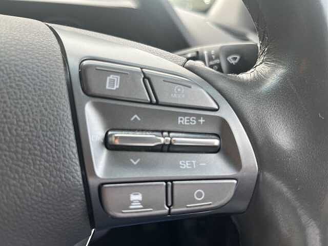 Hyundai Ioniq 1.6 GDi Hybrid Premium SE 5dr DCT