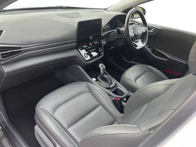 Hyundai Ioniq 1.6 GDi Hybrid Premium SE 5dr DCT