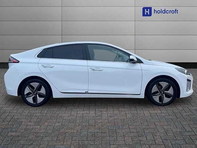 Hyundai Ioniq 1.6 GDi Hybrid Premium SE 5dr DCT