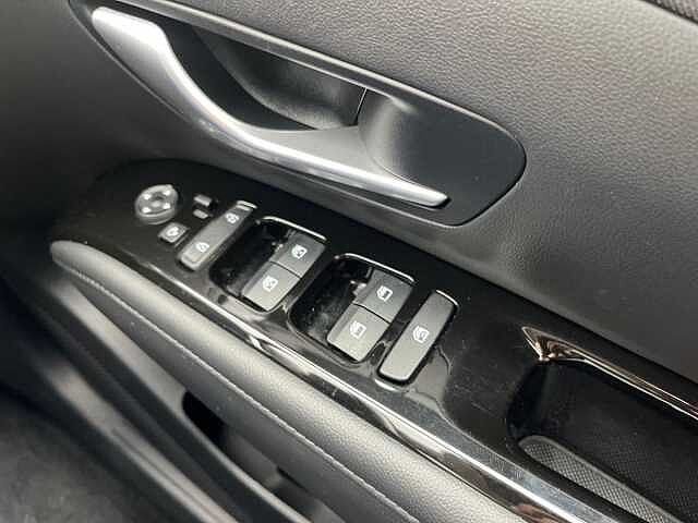 Hyundai Tucson 1.6 TGDi SE Connect 5dr 2WD