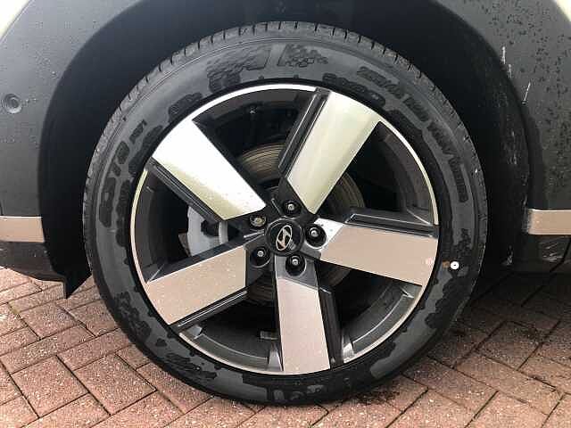 Hyundai SANTA FE 1.6 TGDi 288 PHEV Ultimate 5dr 4WD Auto Green